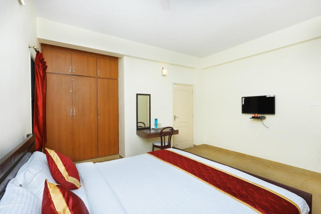 Hotel Capital O Twilight Bay à Chennai Extérieur photo