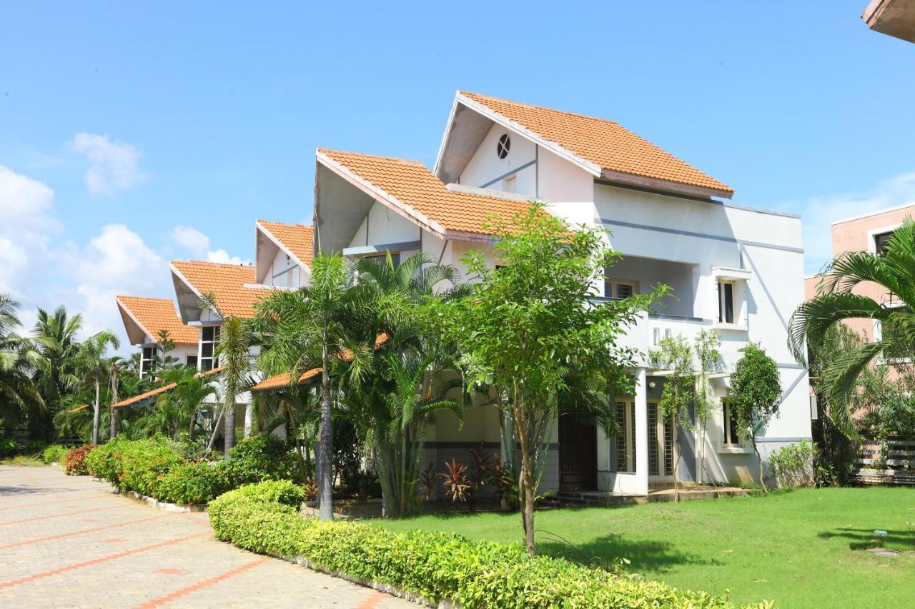 Hotel Capital O Twilight Bay à Chennai Extérieur photo